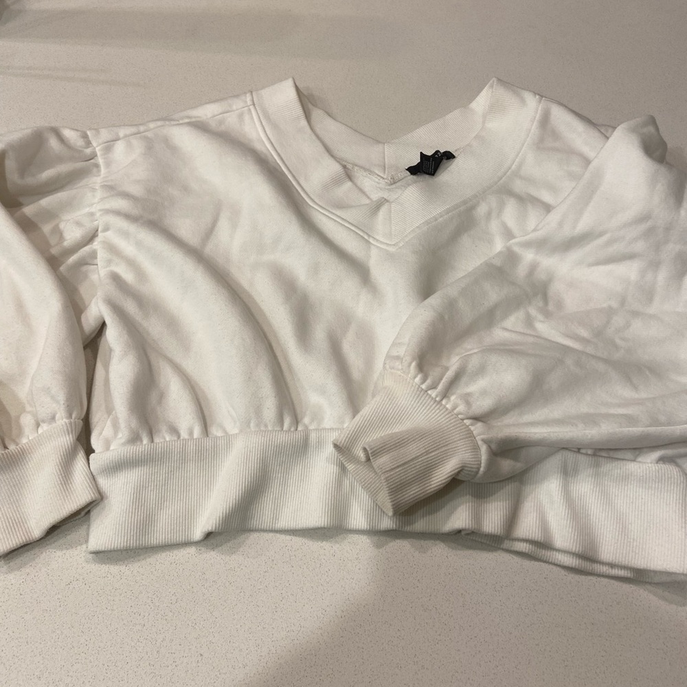 Forever 21 cropped sweatshirt